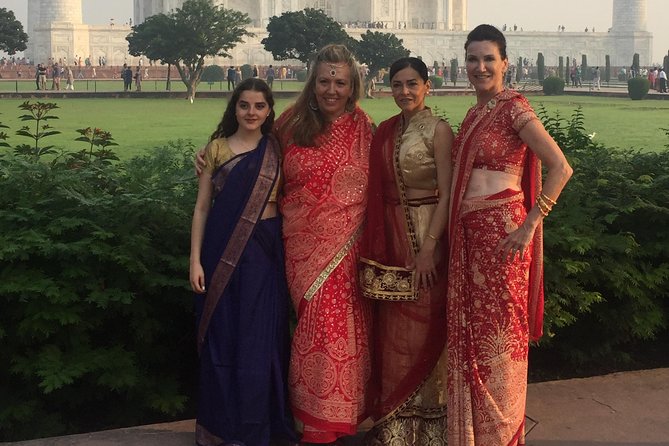 Private Indian Traditional tour of Taj Mahal - Agra Fort after the Taj: UNESCO views with a shorter, punchier stop