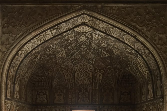 Private Indian Traditional tour of Taj Mahal - Who this private Taj Mahal tour fits best