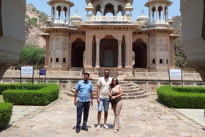 Private Jaipur City Sightseeing Tour from Delhi by Car - City Palace: Maharaja Seat Turned Museum Time (About 1 Hour)