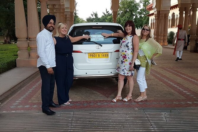 Private Jaipur City Sightseeing Tour from Delhi by Car - Jal Mahal: The Quick 30-Minute Palace Moment