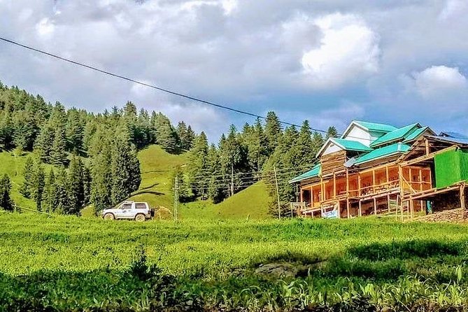 PRIVATE LUXURY KASHMIR TOUR 7 Nights 8 Days - Entering Kashmir: Srinagar arrival and your first base