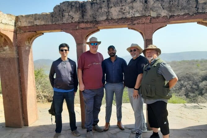 Private Luxury Same Day Agra Sightseeing Tour from Delhi - Delhi to Agra by private AC car: why this same-day format works