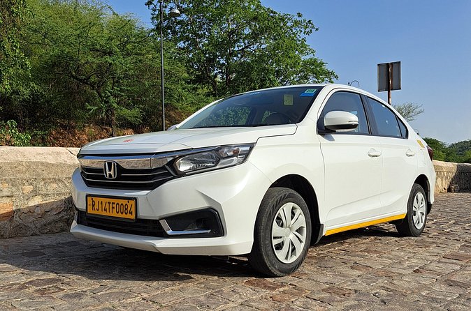 Private New Delhi Arrival Transfer Airport to Hotel/Accommodation - Who this transfer suits best in New Delhi