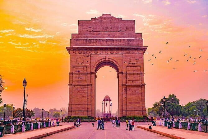 Private Old and New Delhi Full-Day Guided Tour - What you’ll notice about the guides (and why it matters)
