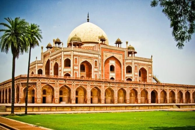 Private Old and New Delhi Full-Day Tour with Akshardham Temple - Stop 1: Swaminarayan Akshardham and the “big picture” of India