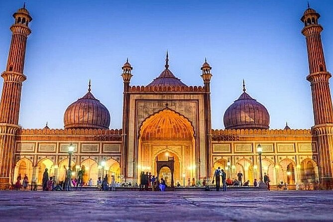 Private Old and New Delhi Full or Half-Day Guided Tour by Car - Chandni Chowk: markets, spice lanes, and a ride that saves your feet