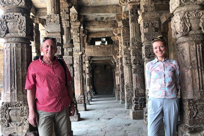 Private Old and New Delhi Tour in 8 Hours With Entrances and Lunch - Private AC car, paid entrances, and hotel pickup: the time-saver combo