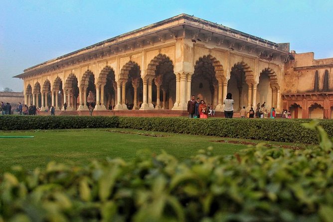 Private One Day Taj Mahal & Agra City Tour by Ac Car-All Included - Lunch at Pinch of Spice: what to expect from the break