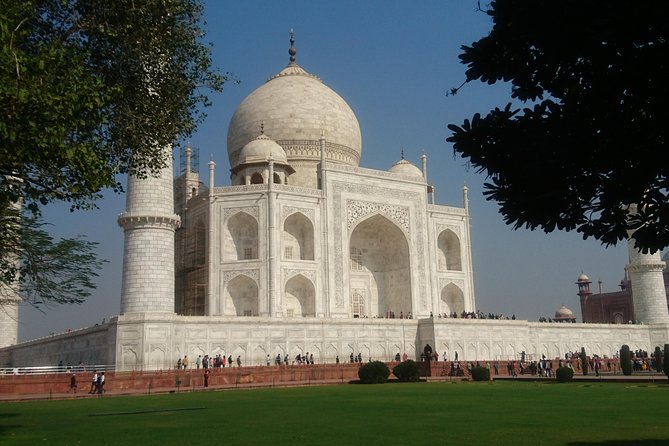 Private Over Night Taj Sunrise and Sunset From New Delhi - Day 2: 6:00 a.m. Taj Mahal Sunrise (and Then Agra Fort)