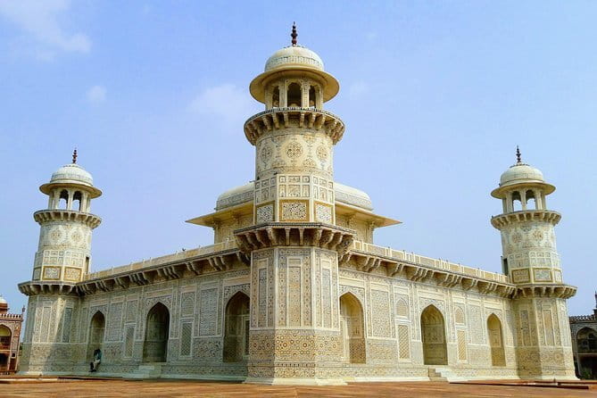 Private: Same day Taj Mahal And Agra Fort Tour By Car - Lunch at a 5-star hotel: a comfort upgrade if you pick it