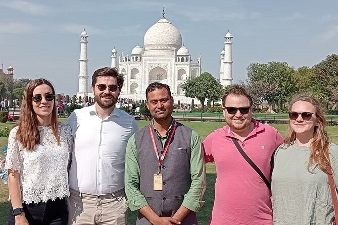 Private Same Day Taj Mahal and Agra Fort Tour By Car From Delhi - Stop 3: Mehtab Bagh for Taj Mahal photography across the river