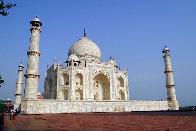 Private Sunrise Taj Mahal & Agra Day Tour from Delhi - Entering the Taj Mahal: sunrise light, fewer crowds, and smart photo moves