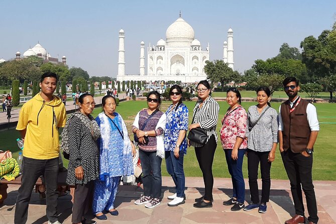 Private Sunrise Taj Mahal & Agra Tour From Delhi by Car - Agra Fort and the mid-morning breakfast reset