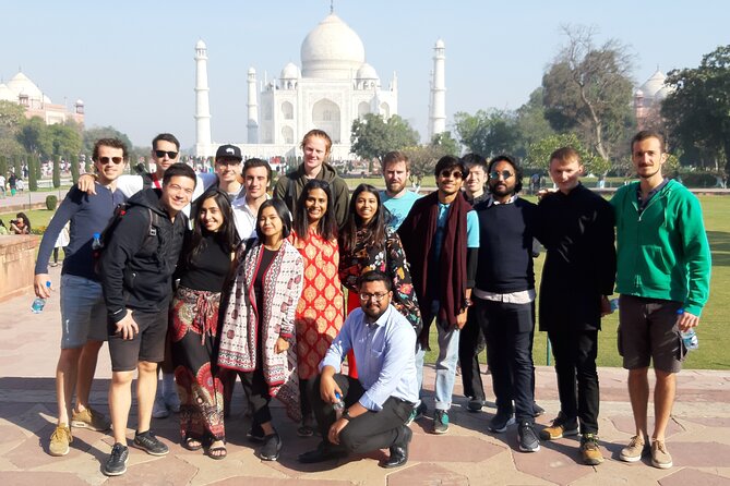 Private Sunrise Taj Mahal Tour by Car from Delhi - All Inclusive - Courtyard Agra Breakfast Stop: A Smart Pace Reset
