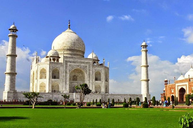 Private Sunrise Taj Mahal Tour from Delhi by AC Car-All Inclusive - What “all-inclusive” really means for your day