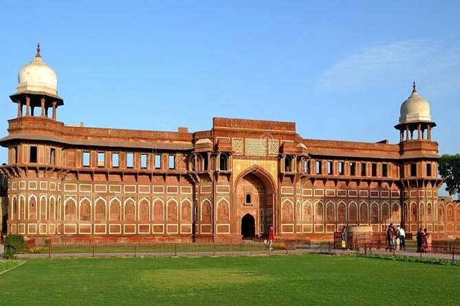 Private Sunrise Taj Mahal Tour from Delhi by AC Car-All Inclusive - Mehtab Bagh across the Yamuna: the quieter view that adds context