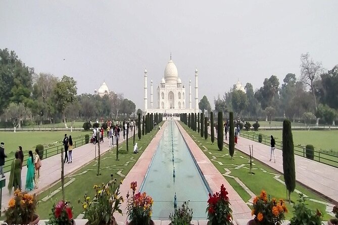 Private Taj Mahal & Agra Day Trip by Car From Delhi All Inclusive - Who this day trip is perfect for (and who should reconsider)