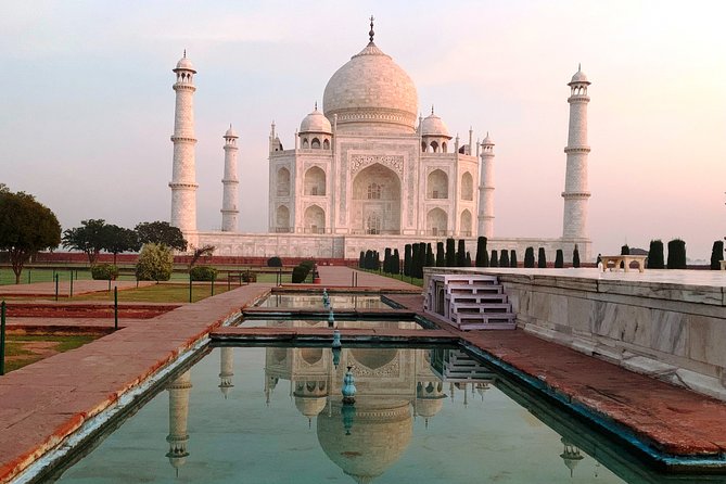Private Taj Mahal ,Agra Fort and Baby Taj Tour From New Delhi - Taj Mahal with a guide: fast entry and smarter photo moves