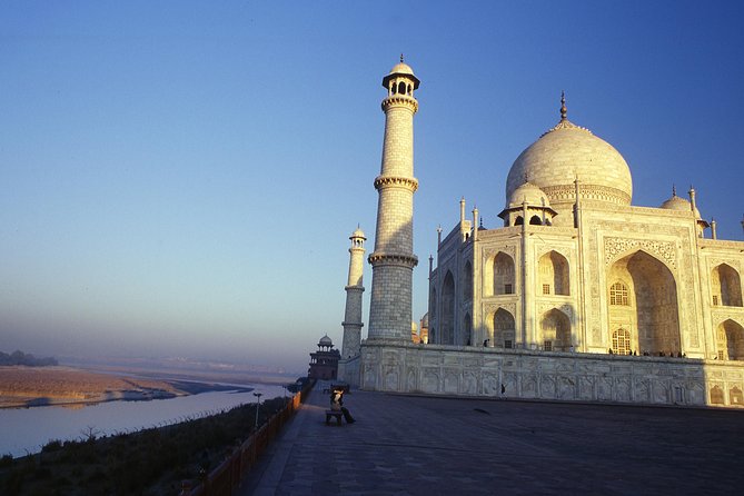 Private Taj Mahal and Agra Tour from Gurugram(Gurgaon) by Car - Agra Fort After Lunch: Red Sandstone and Yamuna Views