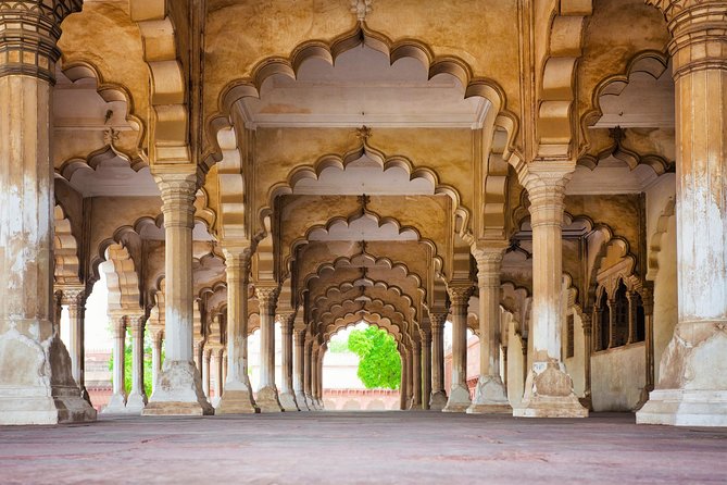 Private Taj Mahal and Fatehpur Sikri Tour From Delhi with Lunch - FAQ