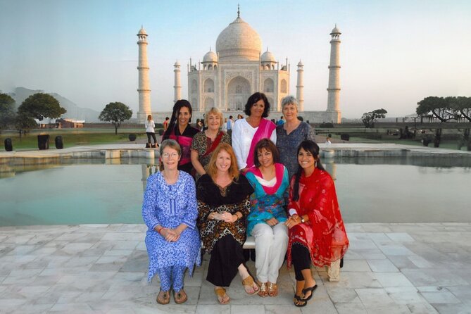 Private Taj Mahal Day Trip with Guide & Lunch - The Guide Experience: Turning Sights Into Stories