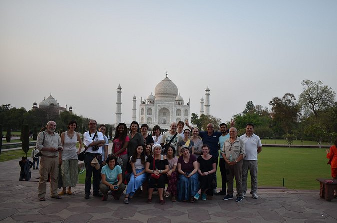 Private Taj Mahal from Delhi Budget Tour - The Drive to Agra (3 to 4 Hours) and the Pit Stop Advantage