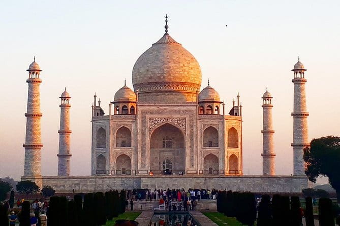 Private Taj Mahal Same Day Tour from Delhi by Car - Lunch, water, and how to avoid getting cranky mid-drive