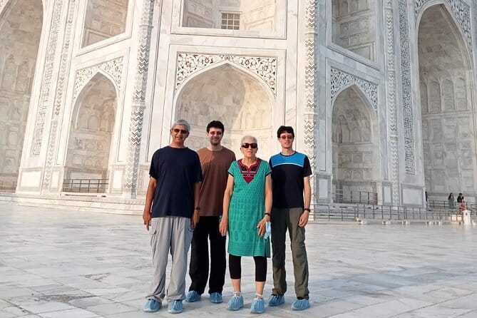 Private Taj Mahal Same Day Tour from Delhi by Car - Getting into the Taj Mahal without turning your day into a queue marathon