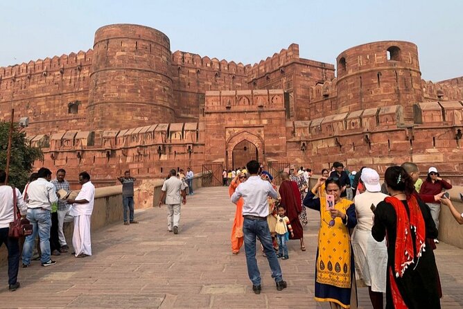 Private Taj Mahal Tour by Gatimaan Express Train - Onboard Breakfast and the Train Ride Experience