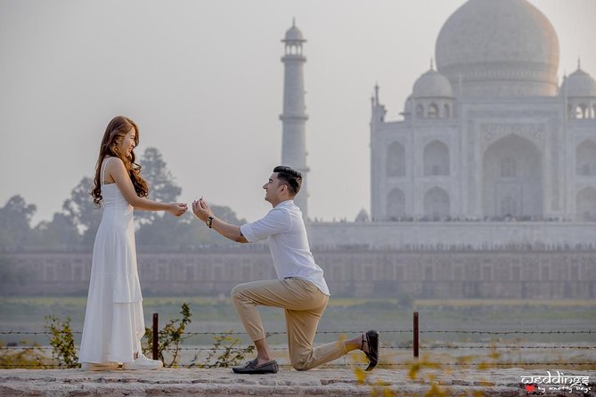 Private Taj Mahal Tour from Delhi By Gatiman Express Train - Lunch break: plan on going your own way