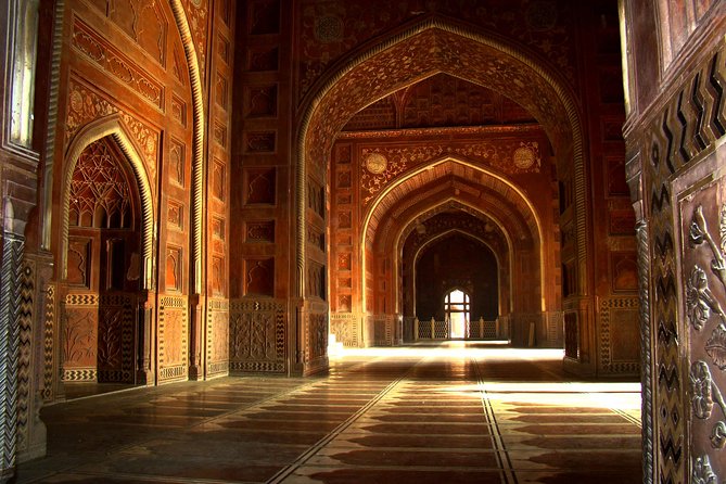 Private Tour:Day Trip to Agra from Delhi including TajMahal &Agra fort (A/c Car) - Taj Mahal in About Three Hours: How to Use the Time