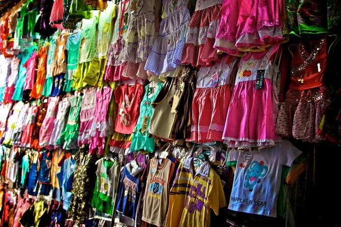 Private Tour: Delhi Photography Tour - Logistics and Comfort: Pickup, A/C Transport, and Bottled Water