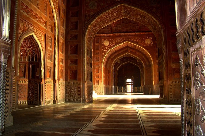 Private Tour:Sunrise Taj Mahal Love Tour From Delhi including Agra fort - FAQ