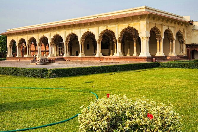 Private Tour to Taj Mahal and Agra From Delhi by Car - Pickup windows in Delhi and how the drive changes the day