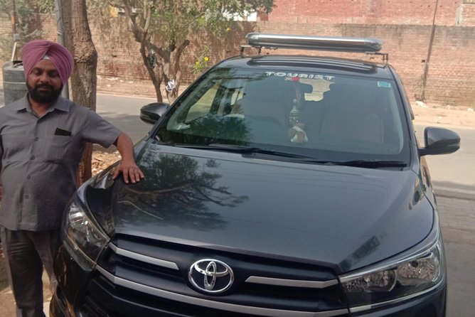 Private Transfer From Delhi to Agra By Car - Private transfer vs bigger buses: comfort wins, but watch the behavior