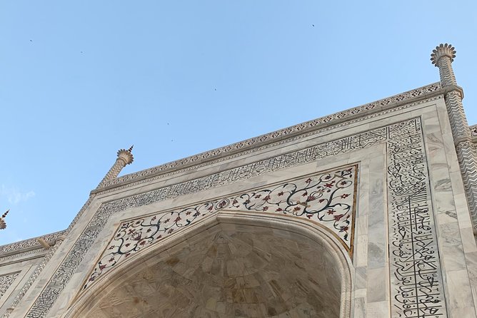 Private Transfer From New Delhi Airport /Hotel to Agra - Your Chauffeur Setup: English-Speaking, Safety Focus, and Real-World Flexibility