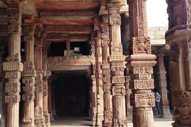 Private Transfer From New Delhi to Jaipur - Where your driver meets you in New Delhi (hotel vs airport)