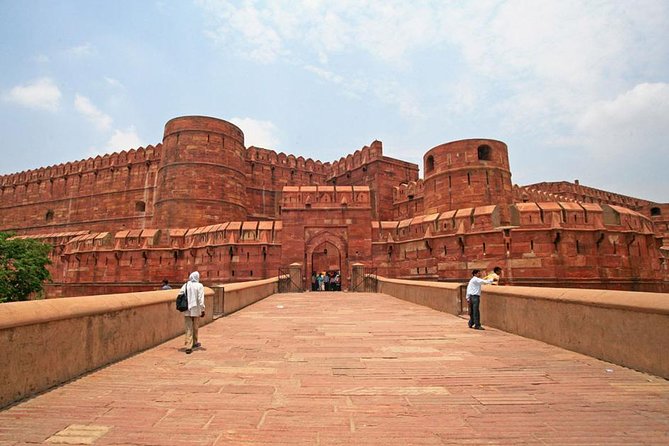 Private Trip : Sunrise Taj Mahal Tour From Delhi - Agra bazaar free time and optional massage for the late-day unwind