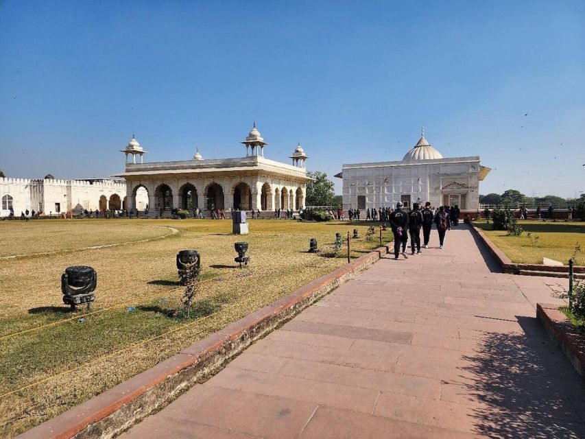 Red Fort Skip-the-Line E-tickets & guide Delhi transfers - Why the Red Fort feels different once you’re inside the walls