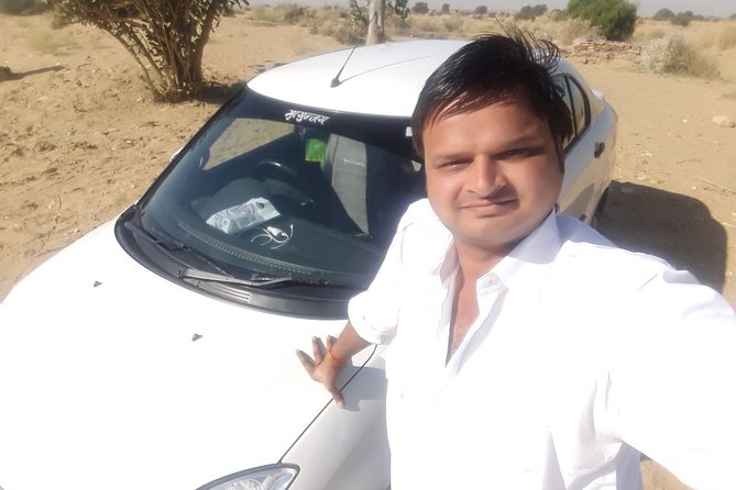Round Trip Delhi Airport Transfers – Arrival & Departure Both - The Pickup Moment: Meet at Arrivals Without Guesswork