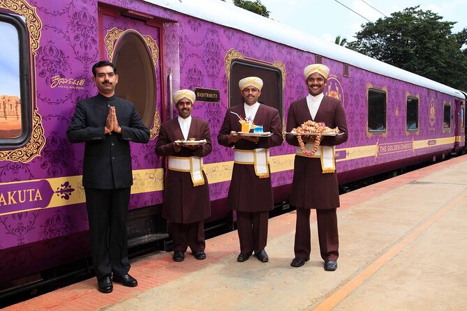 Royal Taj Mahal Day Experienc From New Delhi By First Class Train - First-class Delhi–Agra by Gatimaan Express: the main event