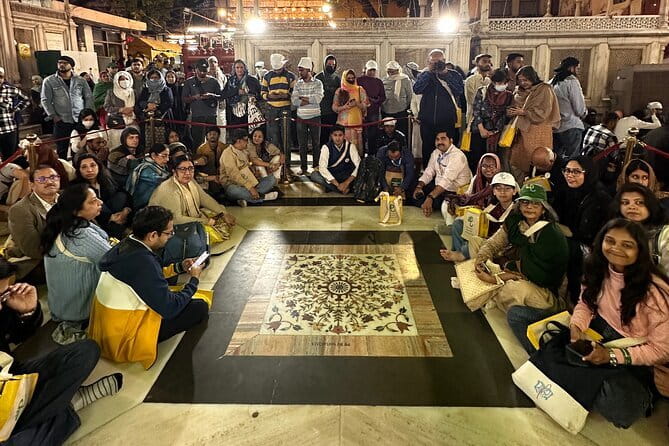 Saints and Royals of Delhi Private Tour - Nizamuddin in Delhi: where saints, poets, and daily needs overlap