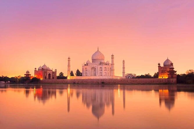 Same Day Agra Trip by Car from Delhi - All Inclusive - From Delhi at 6:00 AM: The Road Trip to Agra