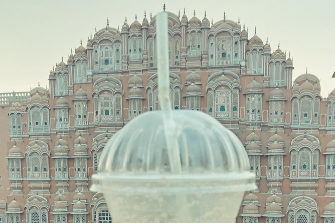 Same Day Jaipur Tour from Delhi by Private Car - Hawa Mahal and lunch: the Palace of Winds in the light