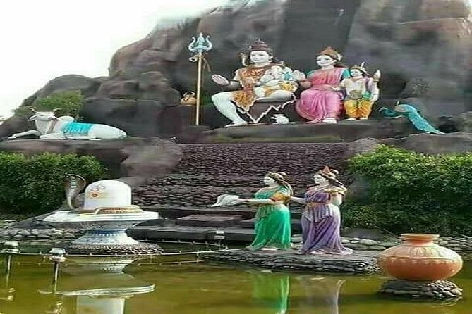 Same Day Mathura Vrindavan Tour from Delhi - Temple Timing Reality Check: Why fixed hours can affect what you see