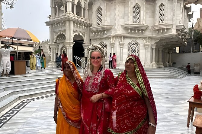 Same Day Private Tour: Taj Mahal, Agra Fort & Mathura Vrindavan - The breakfast break: a small stop that keeps the day enjoyable