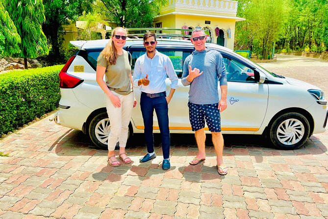 Same Day Private Tour: Taj Mahal, Agra Fort & Mathura Vrindavan - Delhi pickup and the drive toward Agra