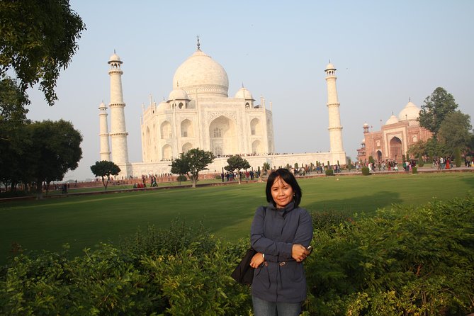 Same Day Taj Mahal & Agra Fort Tours ( Delhi- Agra-Delhi ) - Agra Fort after lunch: Akbar’s 1565 stronghold in 60 minutes