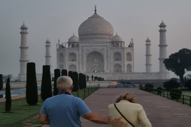 Same Day Taj Mahal Tour by Gatiman Express Train - Arriving in Agra Cantt: your guided welcome
