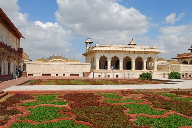 Same Day Taj Mahal Tour by Gatiman Express Train - Agra Fort after the Taj: UNESCO context in 45 minutes